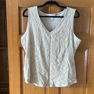 Dana Buchman gorgeous Cream Lace Tank Top!